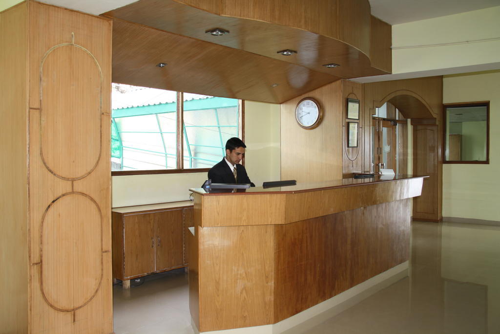 United 21 Resort Chail Extérieur photo