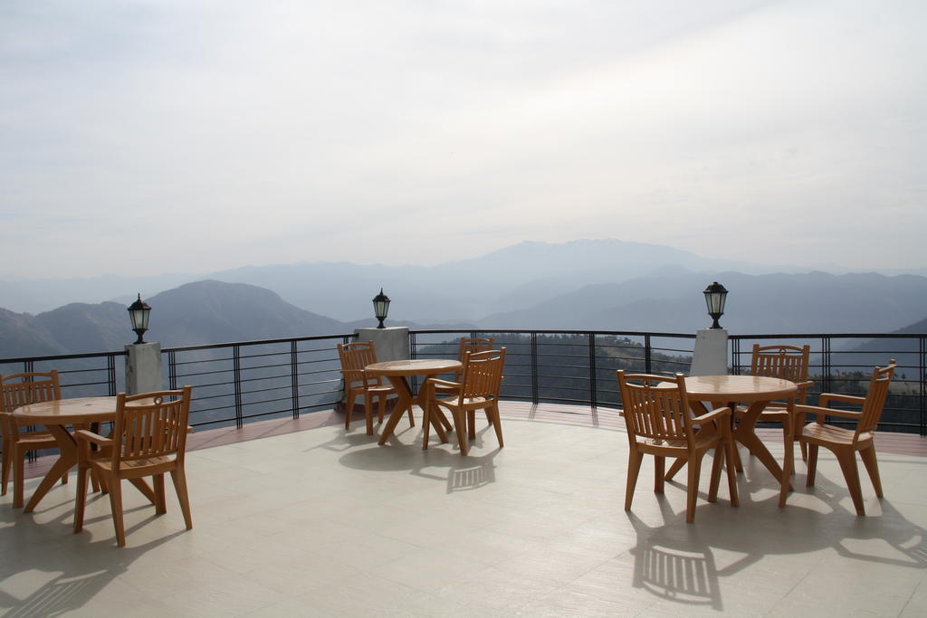 United 21 Resort Chail Extérieur photo