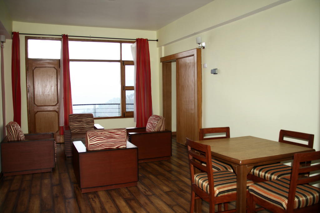 United 21 Resort Chail Extérieur photo